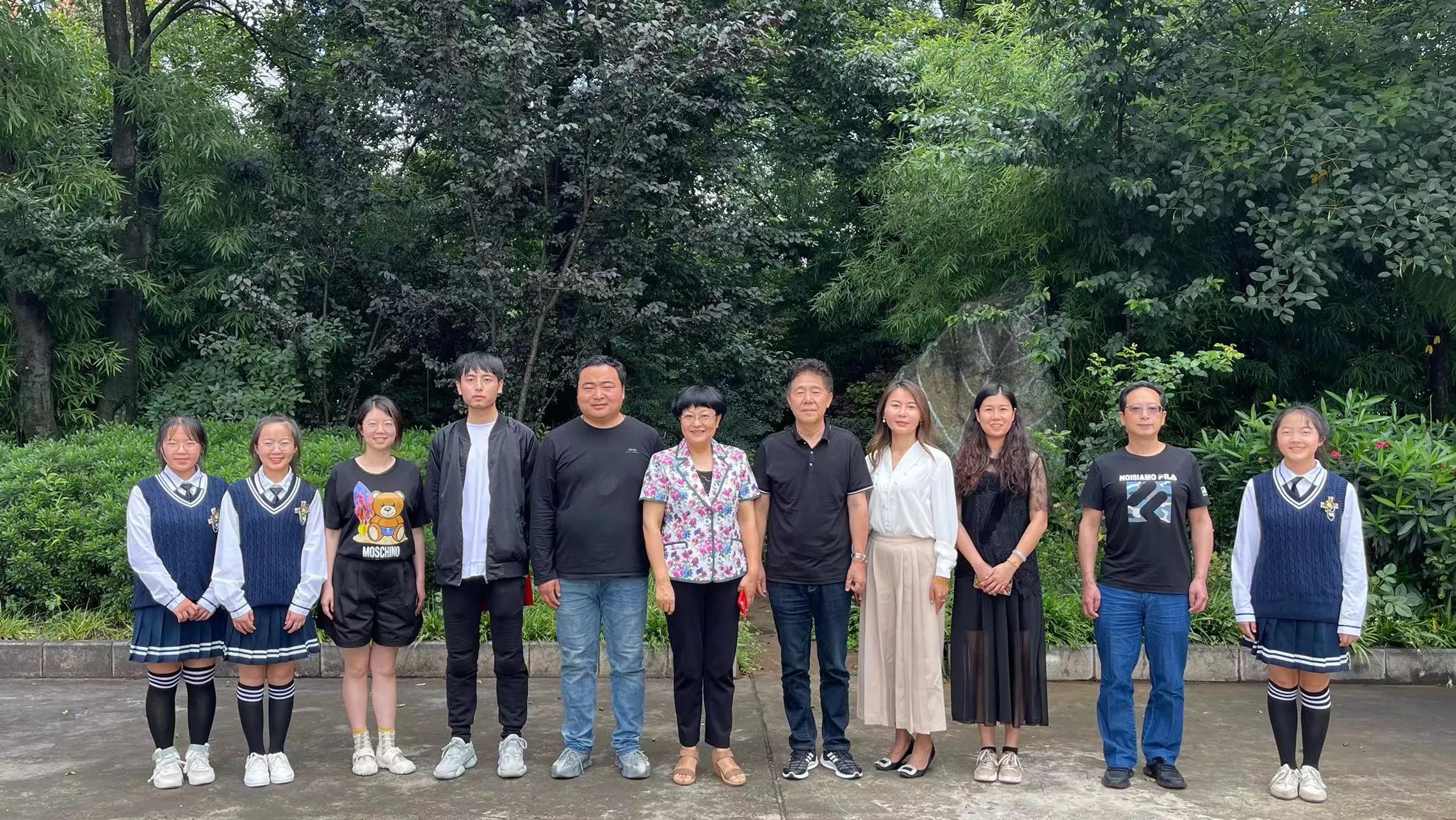 6年爱心长跑 只为成就你的梦想